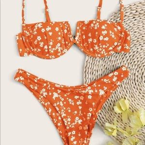 Floral V Wired Bikini